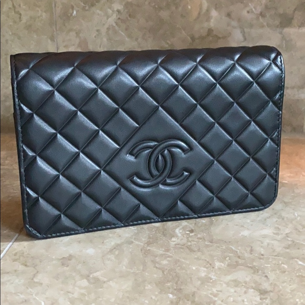 Authentic Chanel WOC